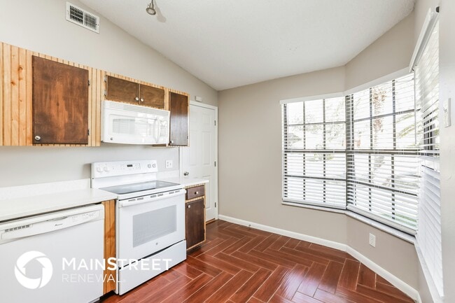 Foto del edificio - 1830 Hallcrest Dr