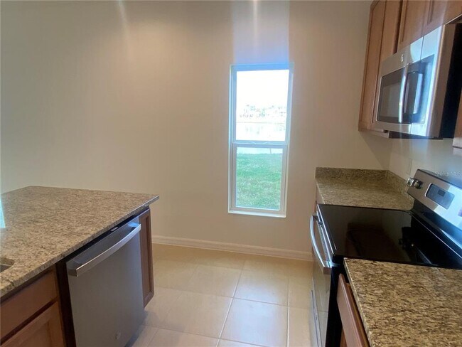 Building Photo - 5045 Sparkling Water Wy