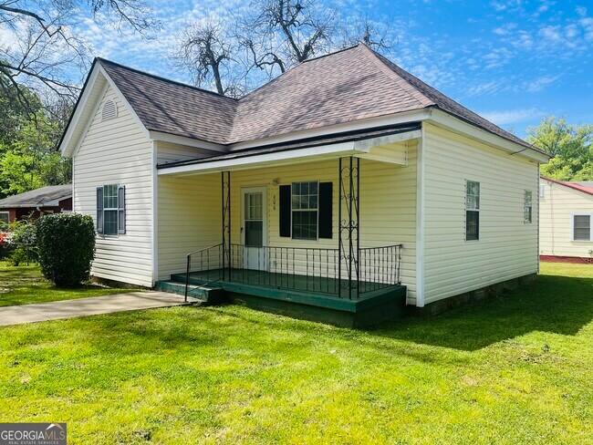 Foto del edificio - 900 Park Ave