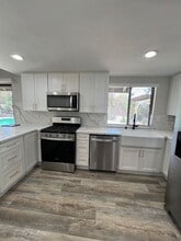 Building Photo - 3297 Heide Ln