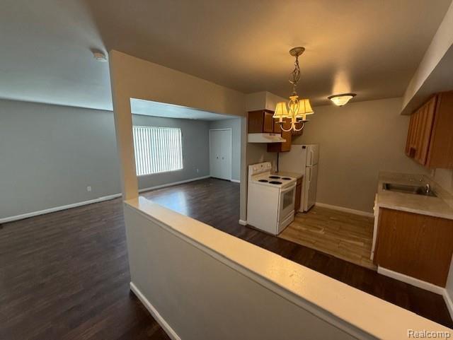 Building Photo - 43964 Freeway Dr