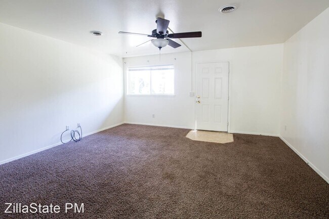 Building Photo - 2300 Benton Ave