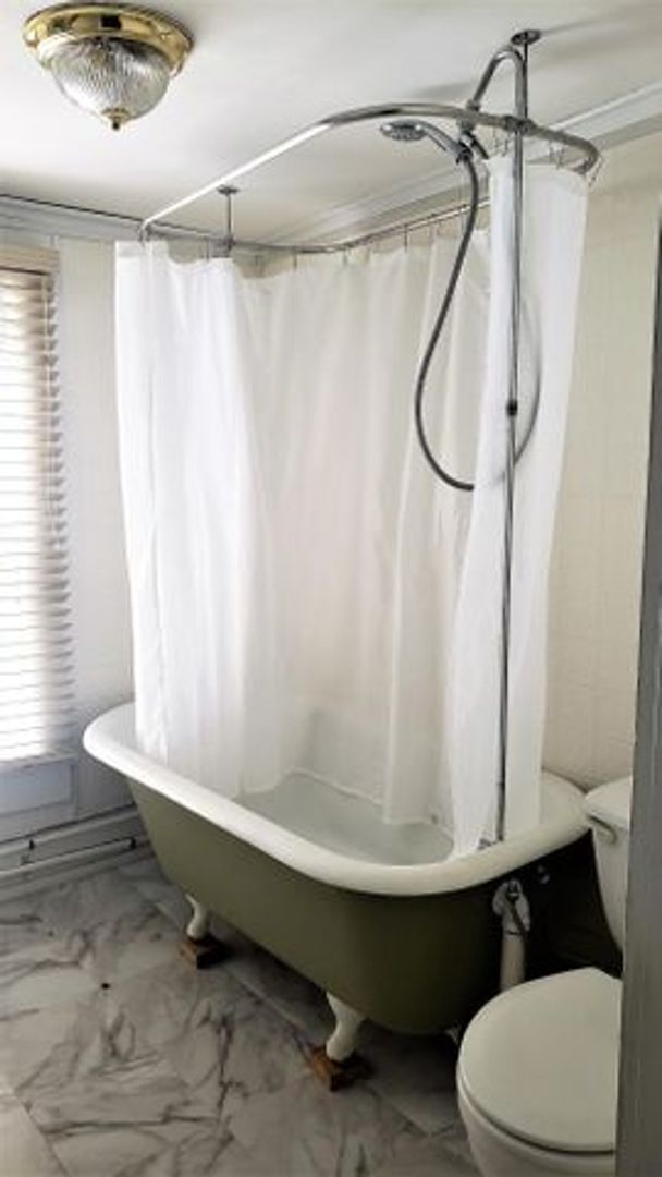 Foto del edificio - 2 Br 1 BA Cottage