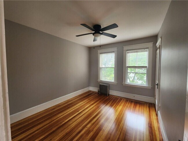 Foto del edificio - 58 2nd St