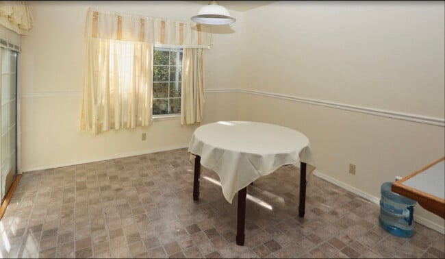 Foto del edificio - 1195 Bryce Ct