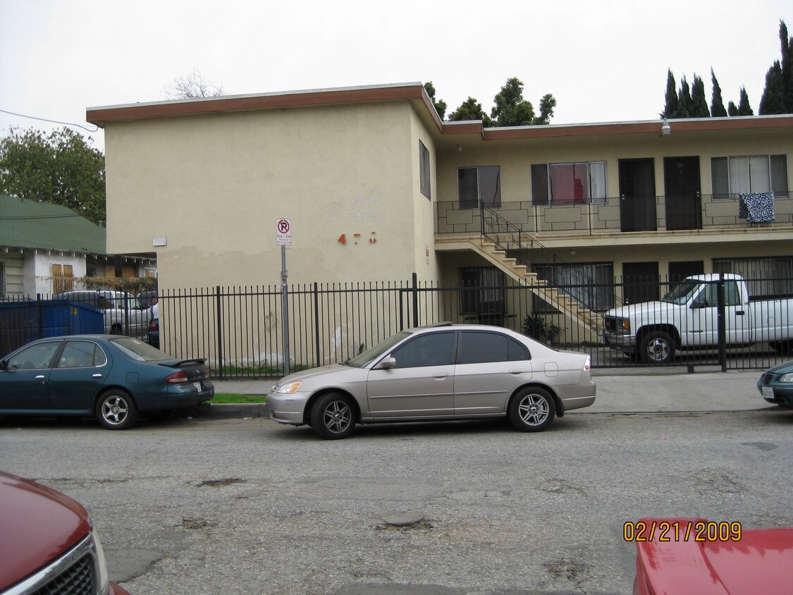 Building Photo - 4700 S Figueroa St