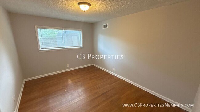 Foto del edificio - 3344 Shuster Cove