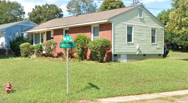 Building Photo - 600 Windy Hill Dr