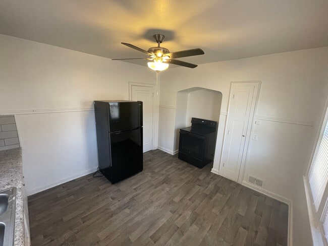 Kitchen - 2622 N 60th St