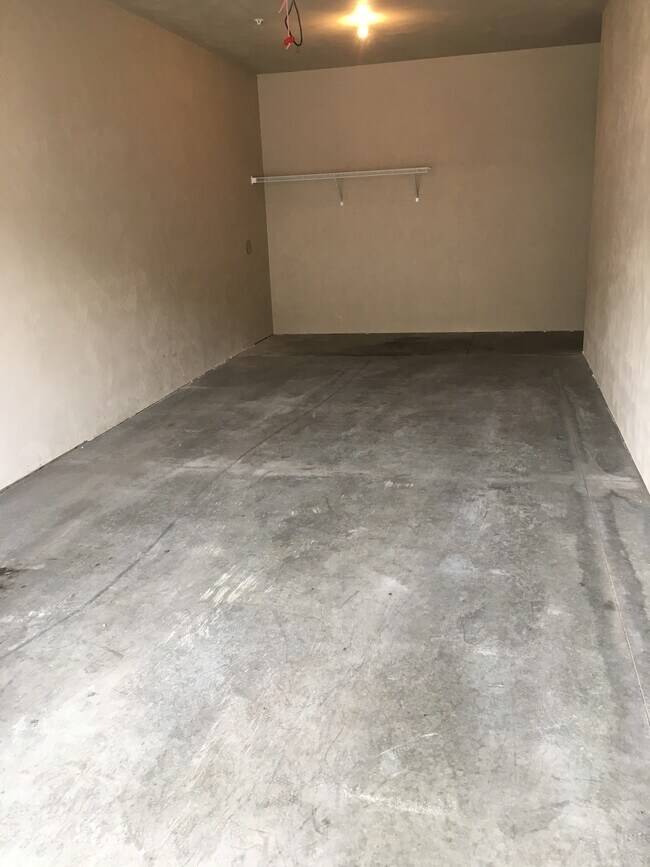 Foto del edificio - 3115 W Glenpark Dr
