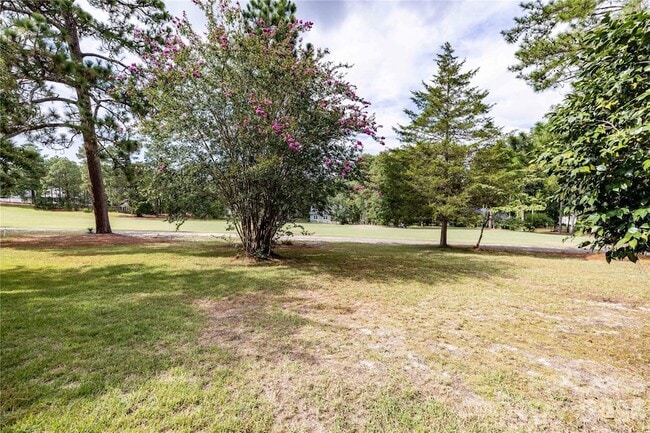 Building Photo - 7 Buckhorn Rd