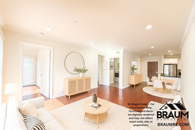 Building Photo - 332 S Virgil Ave