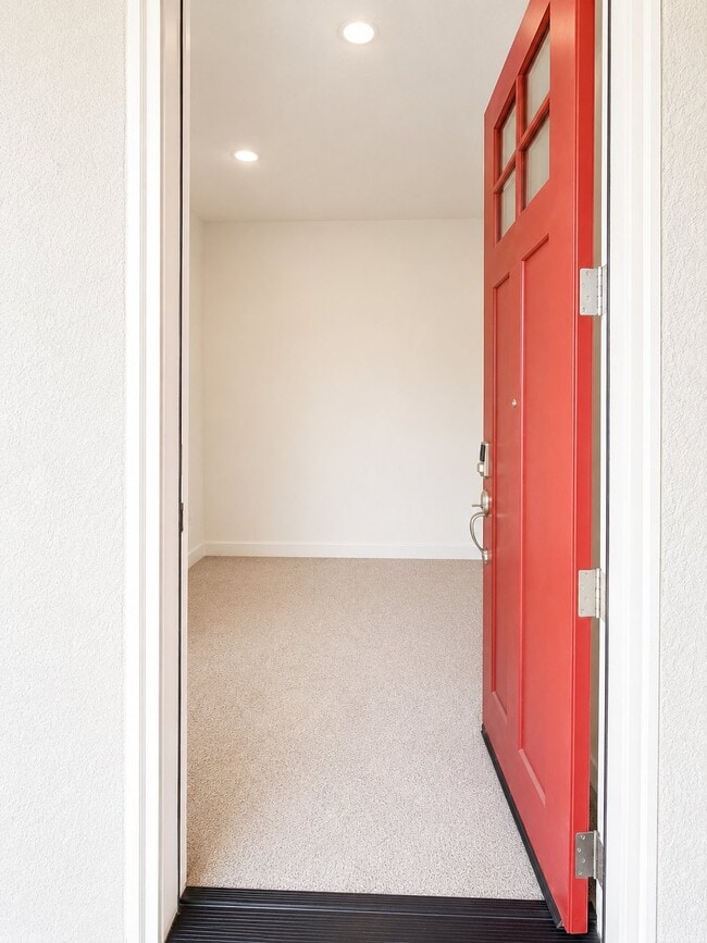 Building Photo - 8161 Oxbow Lndg Lp
