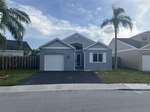 Building Photo - 289 SW 159th Ln