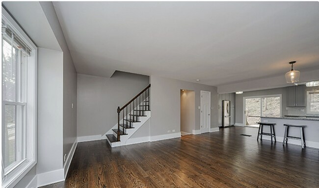 Building Photo - 135 N Huffman St