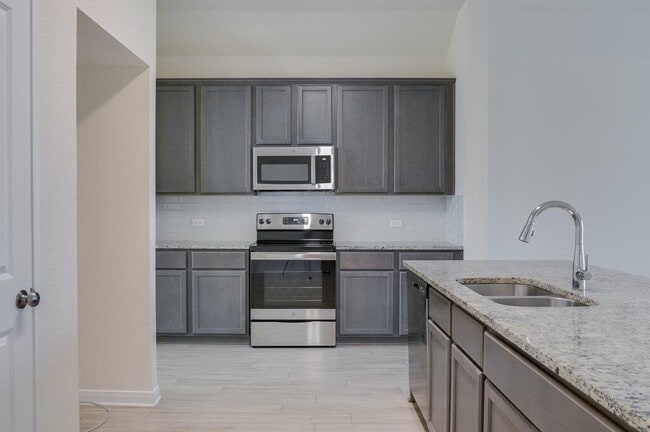 Building Photo - 3027 Dade Loop