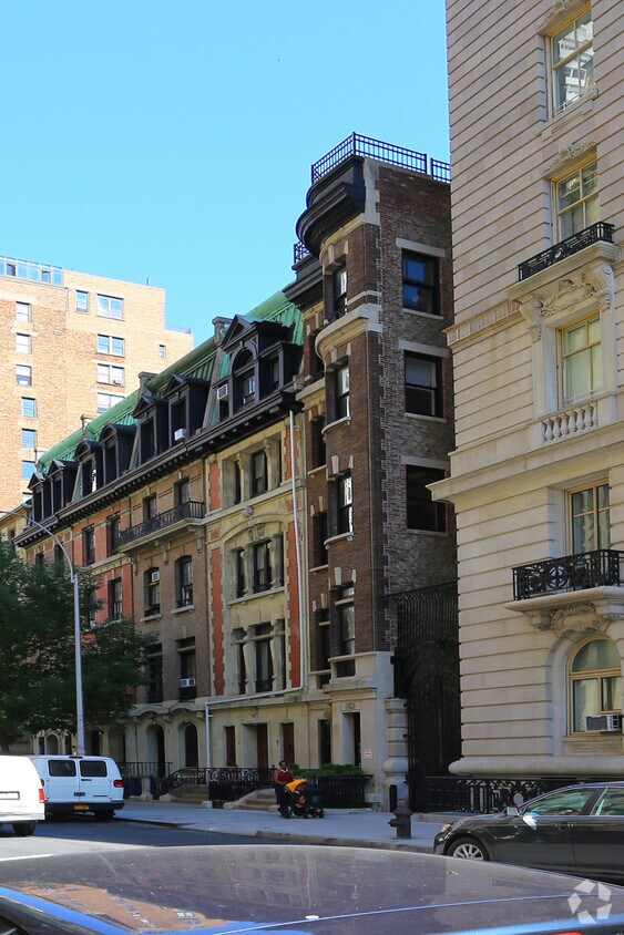 Primary Photo - 3 W 73rd St