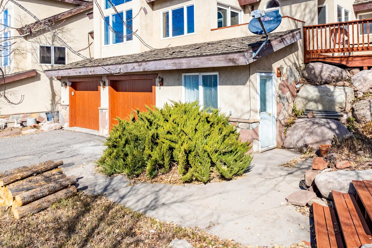 Foto principal - 11 Hackamore Rd