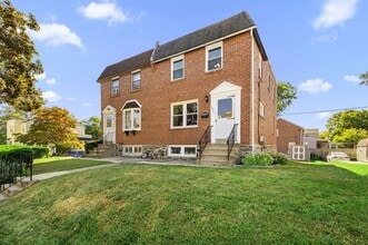 Building Photo - 237 Pancoast Ave