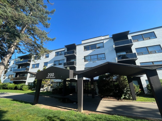 Building Photo - 200 Ridley