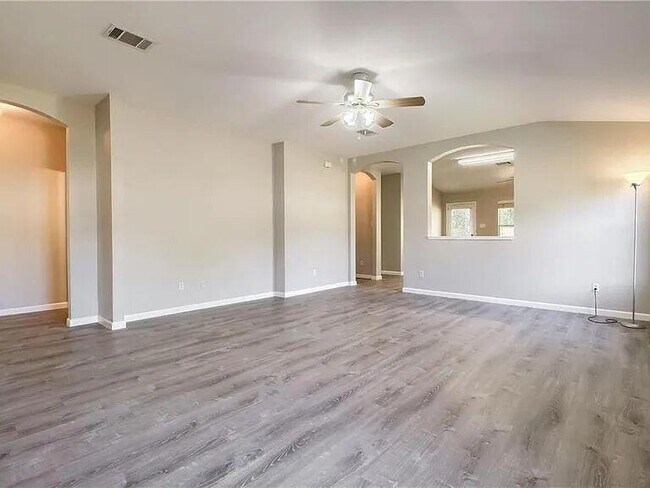 Foto del edificio - 244 San Felipe Dr