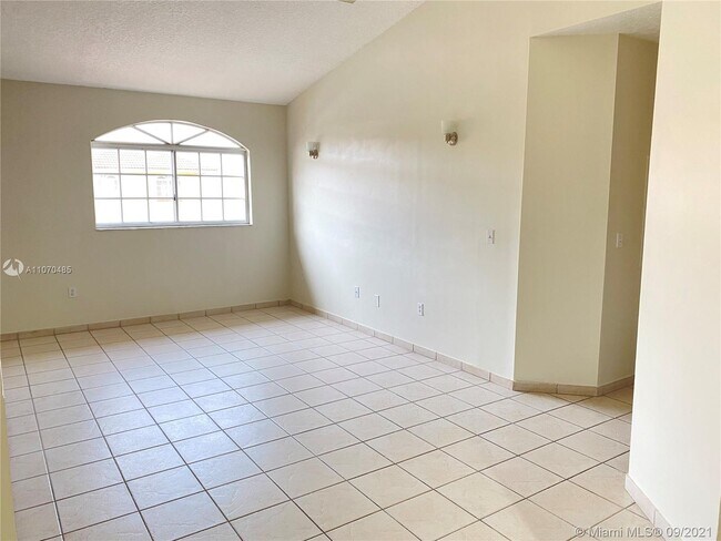 Foto del edificio - 7506 W 20th Ave