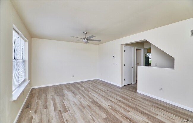Foto del edificio - 61 Woodlake Ct