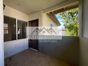 Building Photo - 1825 W Ray Rd