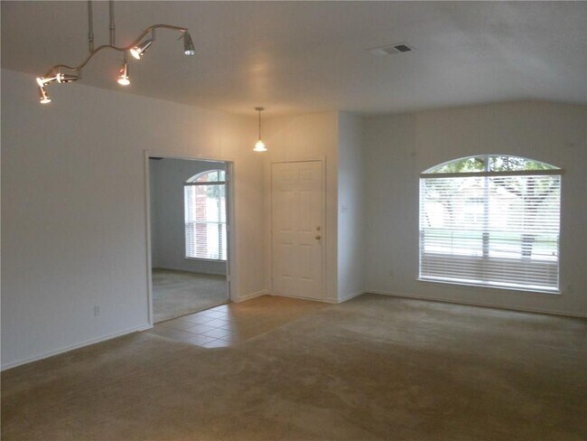 Foto del edificio - 4029 Enchanted Rock Cove