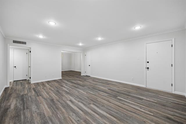 Building Photo - 6234 Bandera Ave