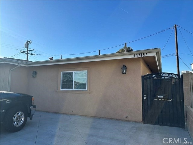 Foto del edificio - 11715 Ryerson Ave