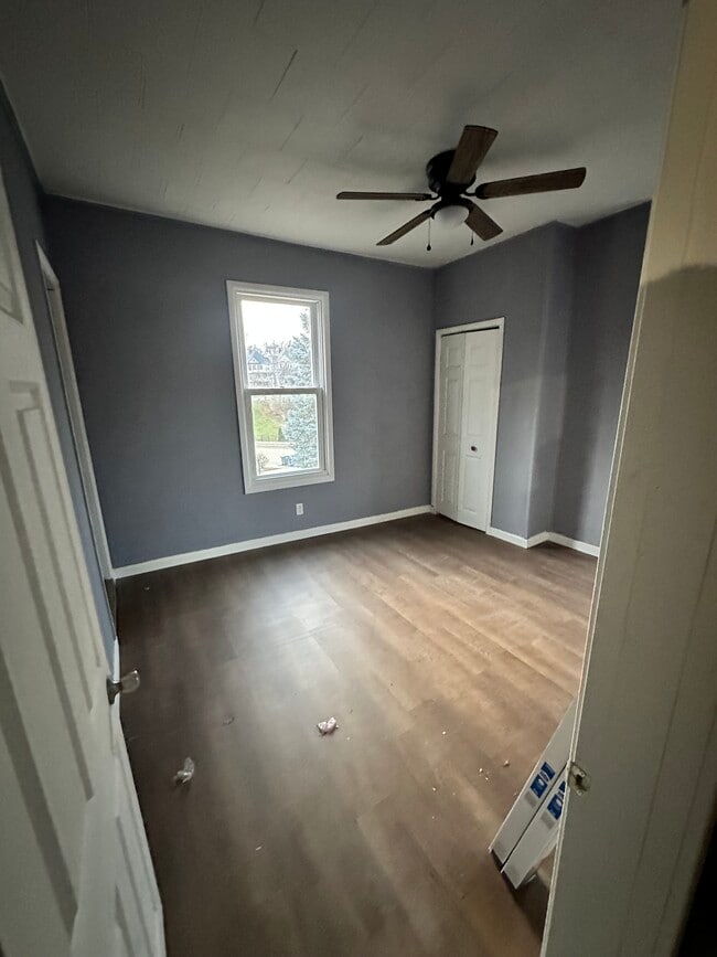 Building Photo - 675 Needham Pl