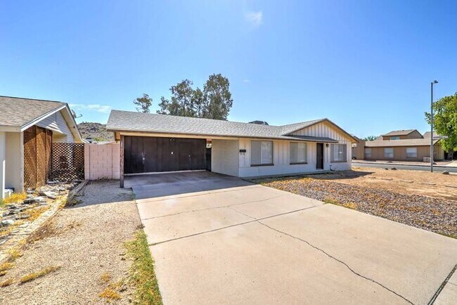 Foto del edificio - READY TO VIEW NOW! 3 Bedroom/ 2 Bath with ...