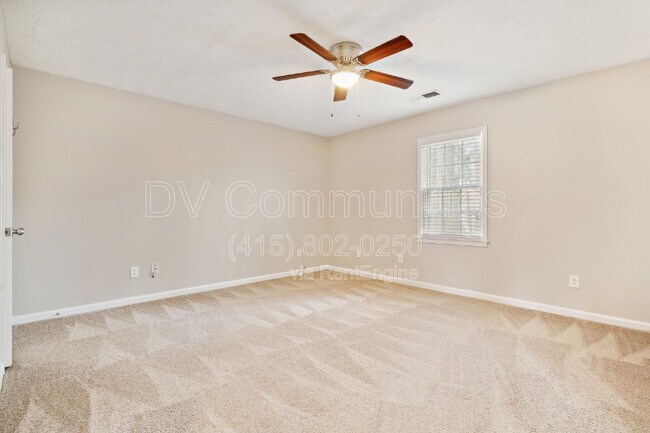 Foto del edificio - 1605 Sugar Plum Dr SW