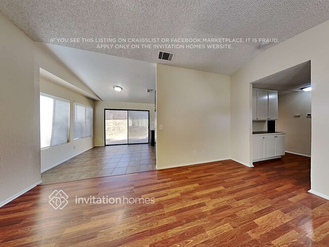 Foto del edificio - 15111 Wavecrest Dr