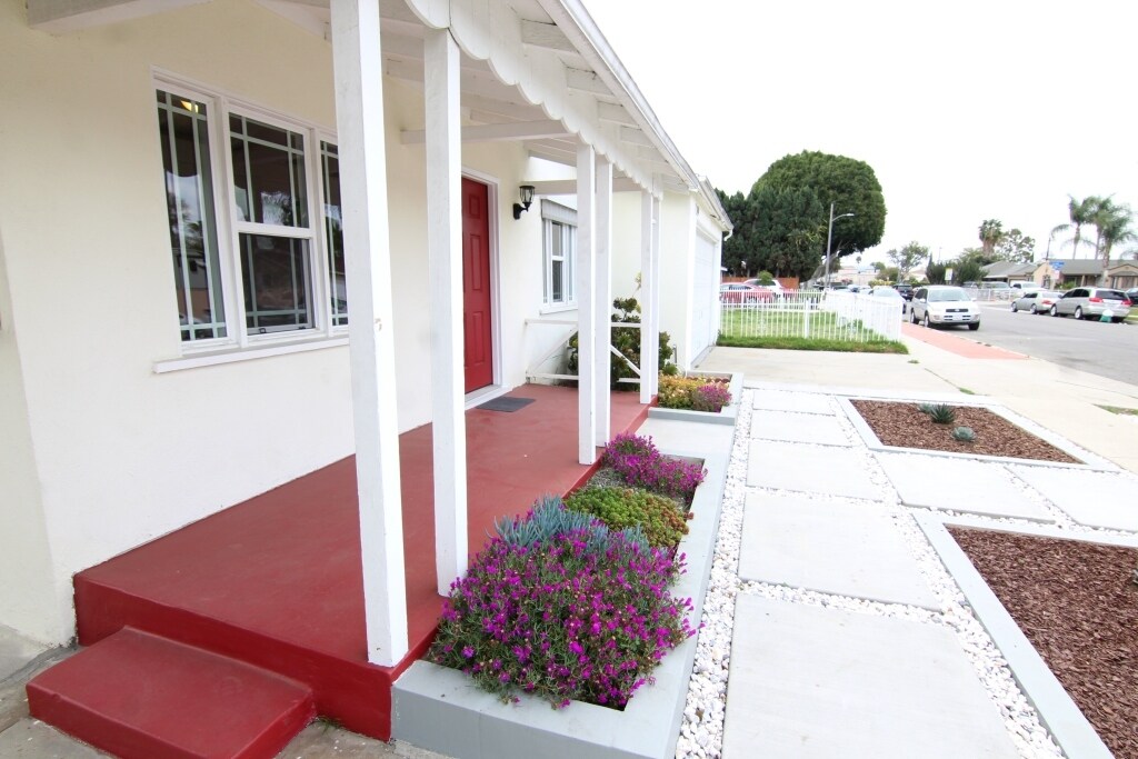 12112 Wright Rd, Lynwood, CA 90262 House for Rent in Lynwood, CA