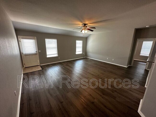 Foto del edificio - 2820 Cider Mill Ln