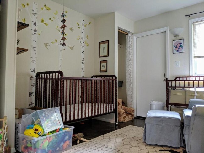 Foto del edificio - 704 Ramble Ln