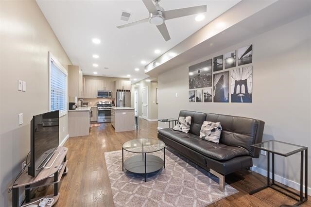 Foto del edificio - 48 W 18th St