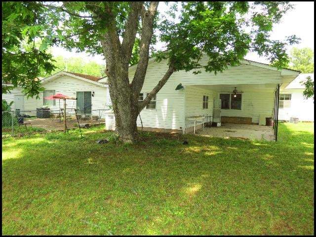 Foto del edificio - 5212 Lynch Dr