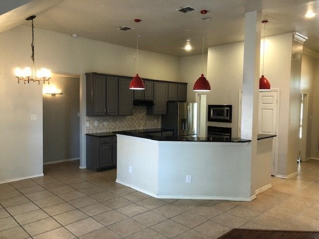 Foto del edificio - 600 Bel Air Dr