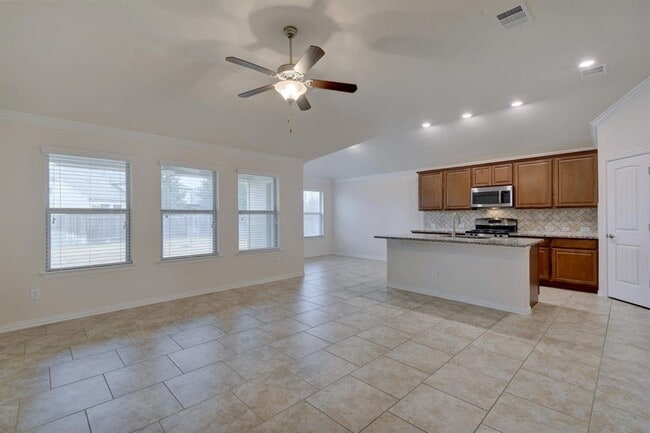 Building Photo - 101 Briar Glen Dr