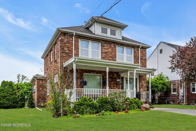 Building Photo - 38 Brinckerhoff Ave