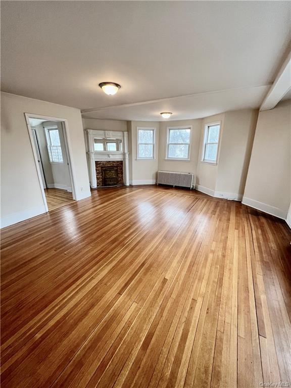 Building Photo - 27 Linden Pl