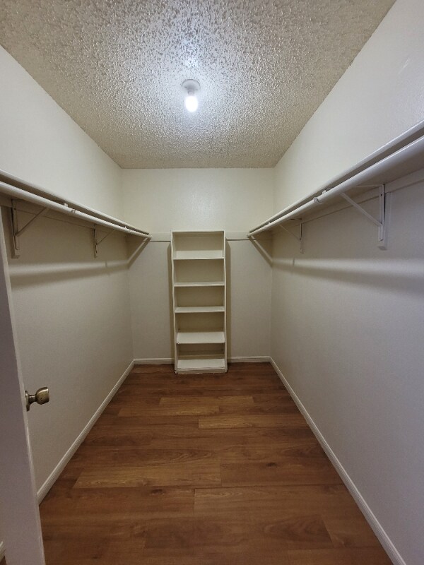 Foto del edificio - 6303 Windsor Castle