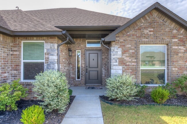 Building Photo - 27608 E 109th Pl S