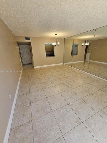 Foto del edificio - 1630 Sandpiper Blvd