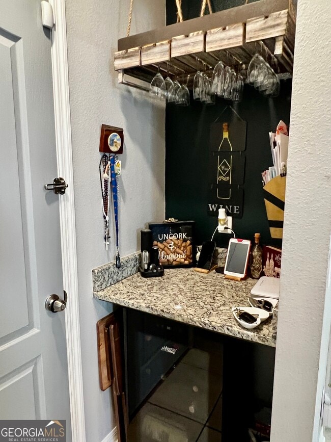 Foto del edificio - 125 Walnut Wy