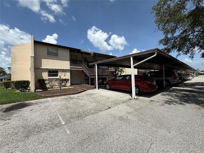 Foto del edificio - 4533 Marine Pkwy
