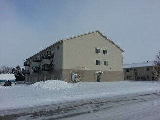 Primary Photo - Maplewood Apartments